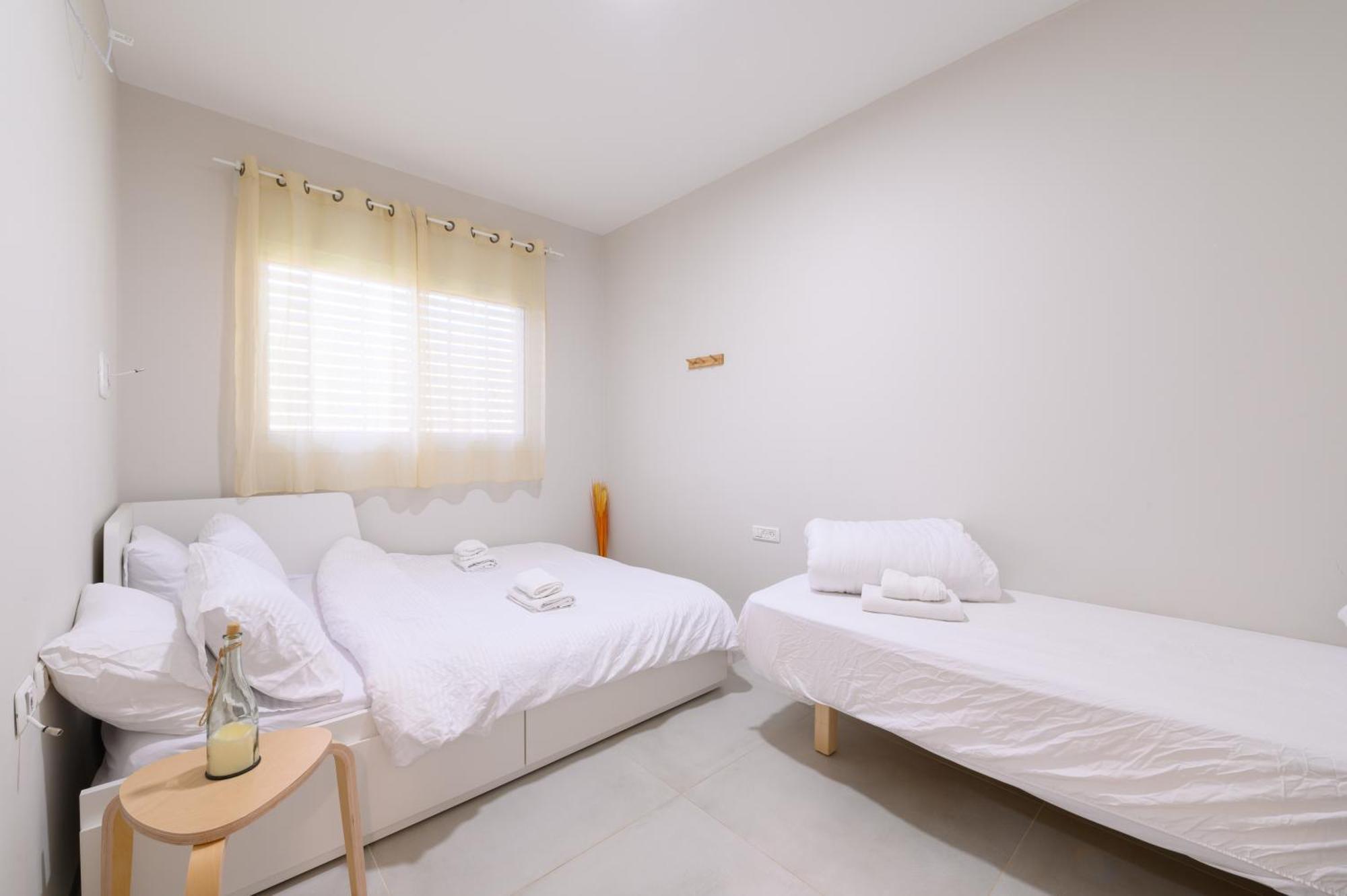 דירת נופש מרחבים Merhavim Villa Shadmot Devora Екстериор снимка